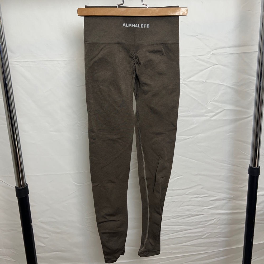 Alphalete Amplify Mocha size XS